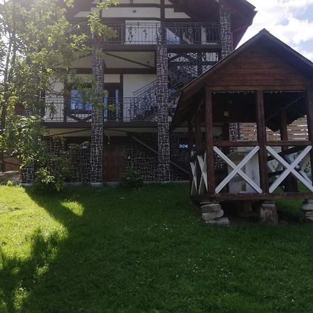 Садиба Анномарі - Відпочинок В Карпатах Котедж Яремче Esterno foto