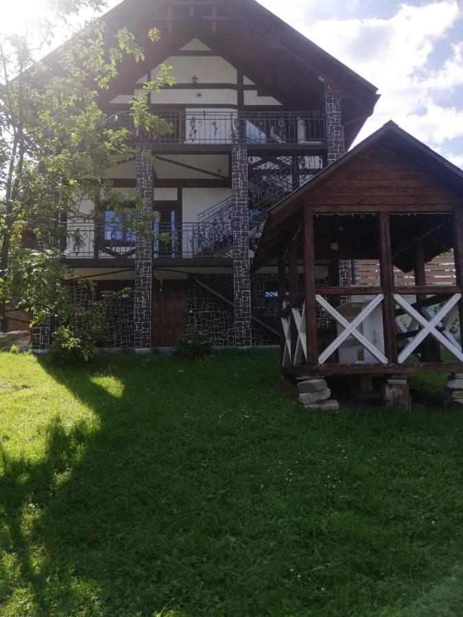 Садиба Анномарі - Відпочинок В Карпатах Котедж Яремче Esterno foto
